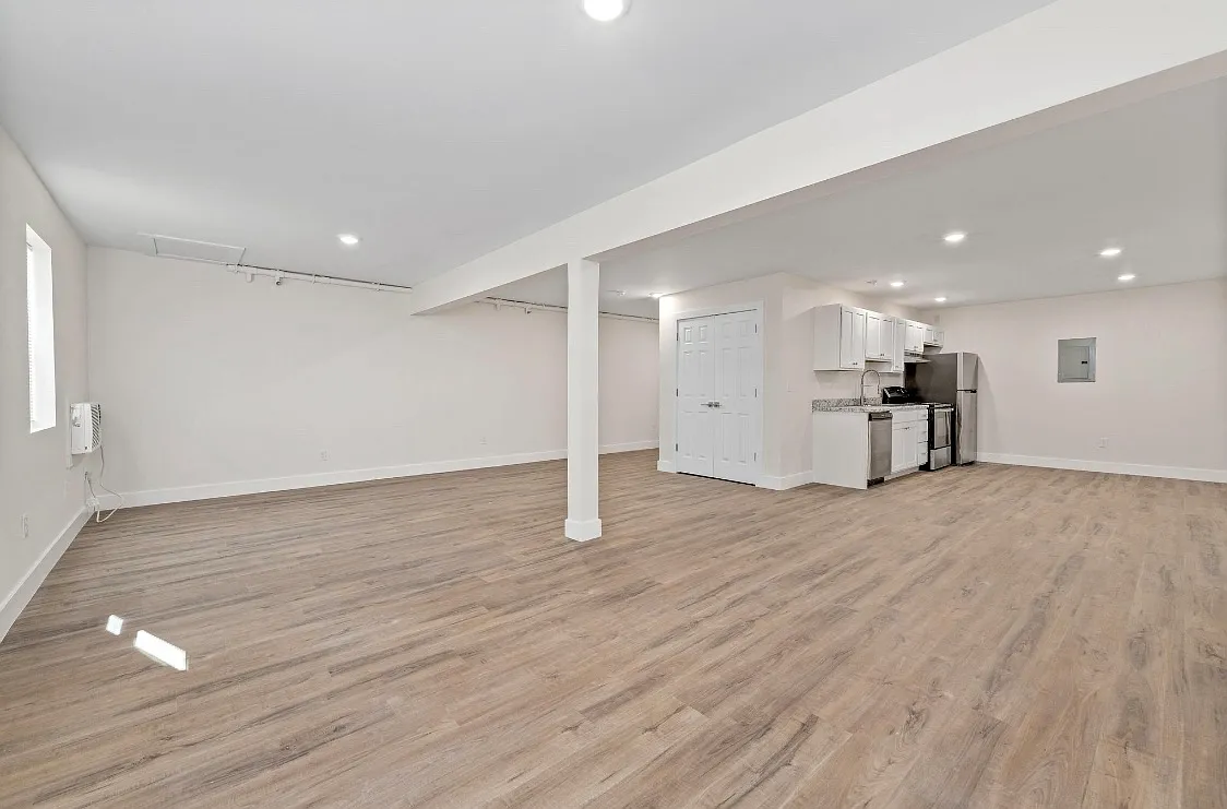 1 bed, 800 sqft, $875 — Photo 3