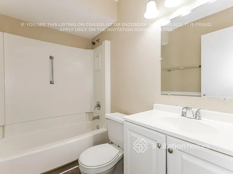 14008 Capitol Dr — Photo 15