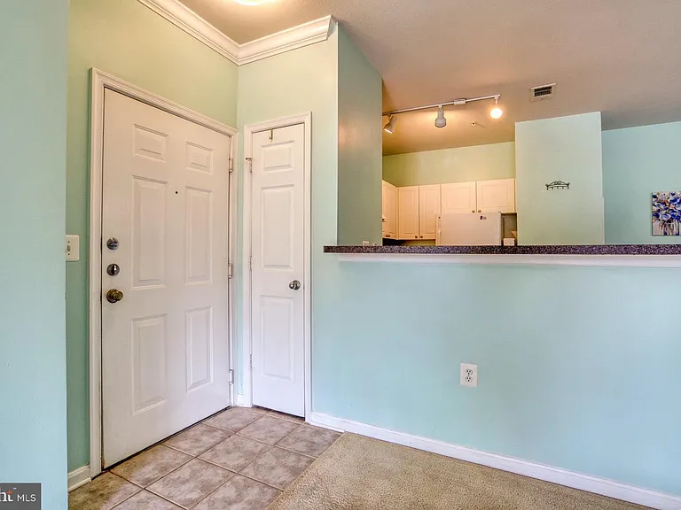 11381 Aristotle Dr #210 — Photo 4