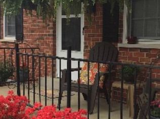 112 Brilliant Ln, Saint Louis, MO 63125