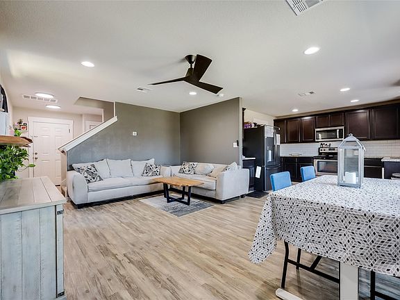 5th image of 249 Trellis Blvd