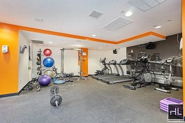 Rented by Highline Residential | media 6