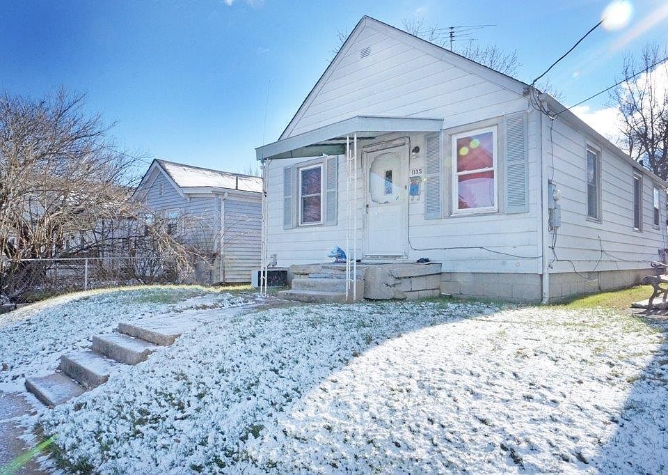 1st image of 1135 Azel Ave