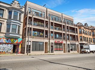 1428 W Irving Park Rd APT 3, Chicago, IL 60613