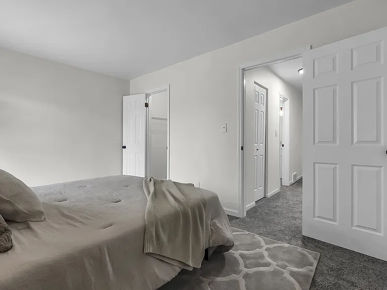 1289 Rental Condo Community — Photo 12
