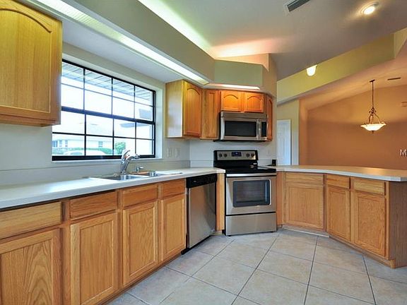 4th image of 4421 Abaco Dr