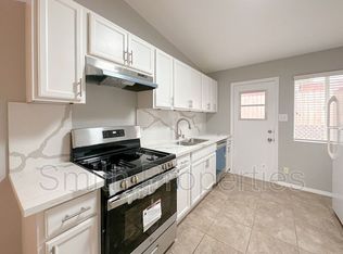 2204 Carnegie Ln APT D, Redondo Beach, CA 90278