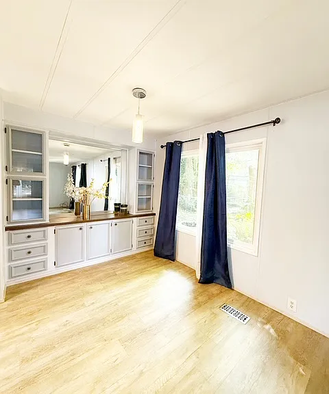3985 NW Dyes Inlet Ln — Photo 7
