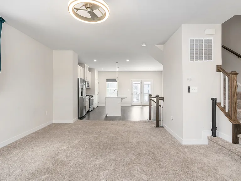 1000 Alum Spring Rd — Photo 33