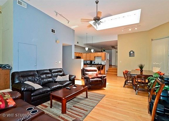 2nd image of 941 N Hoyne Ave APT 2