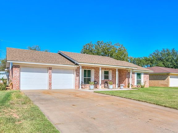 4th image of 3530 Clare Dr