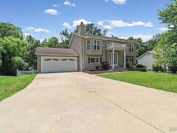 2nd image of 704 Sportsmans Ct