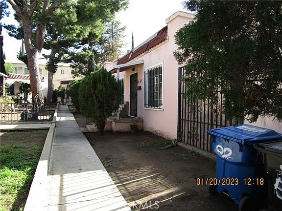 4th image of 1802 N Western Ave