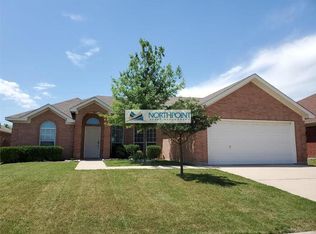 6120 Vancil Dr, Arlington, TX 76018