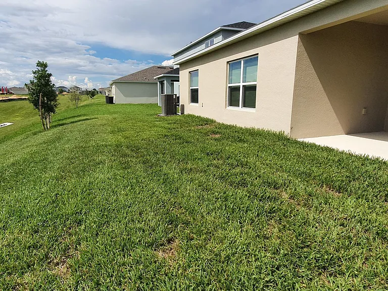 5048 Vellacito Way — Photo 32