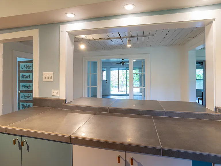 Newly Remodeled Kitchen, All New Cabinetry