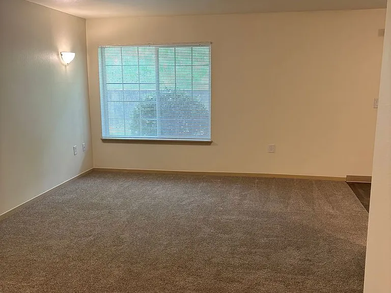 2511 Edenbower Blvd — Photo 2