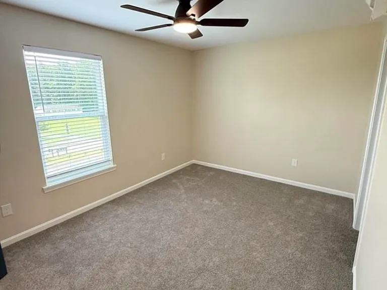 1202 Woodland Dr — Photo 17
