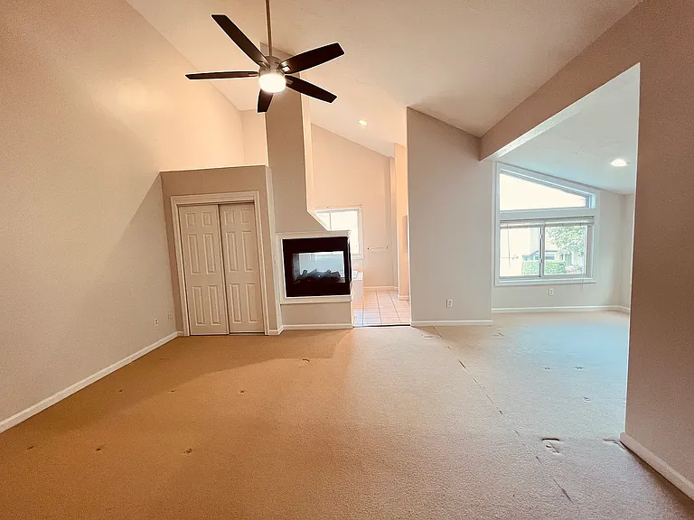 173 Captain Eames Cir — Photo 6