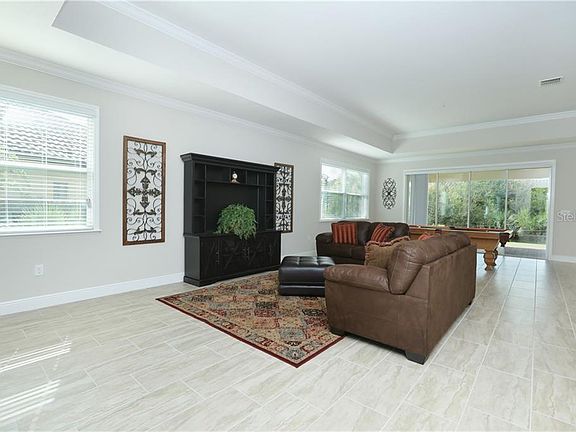 5th image of 1434 Alto Vista Dr