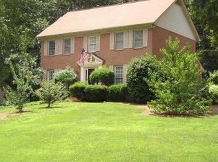 145 N Lakeside Dr NW, Kennesaw, GA 30144