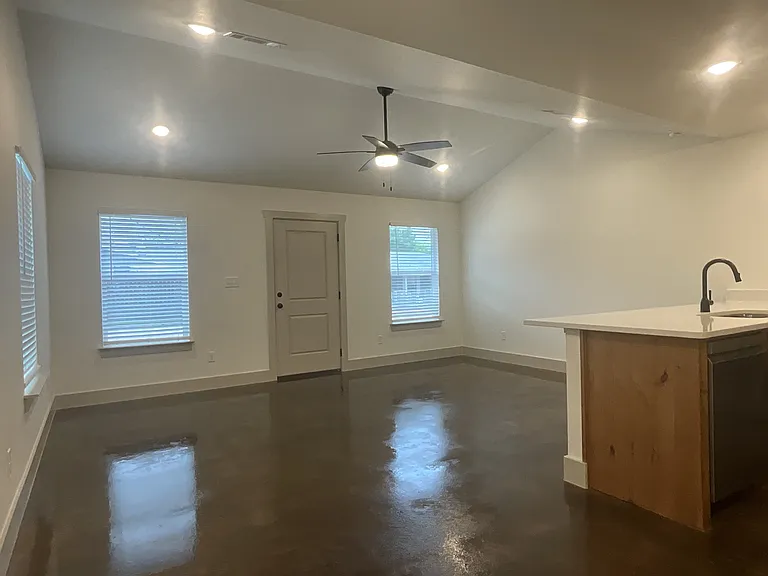 533 Bradburn Rd #101 — Photo 7