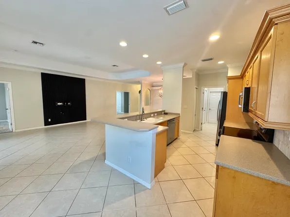 20367 Ardore Ln, Estero, FL 33928
