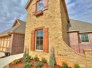 937 Villas Creek Dr, Edmond, OK 73003