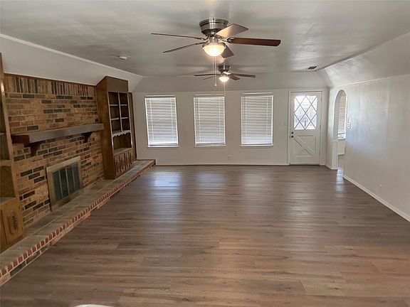 4th image of 520 Baker Dr