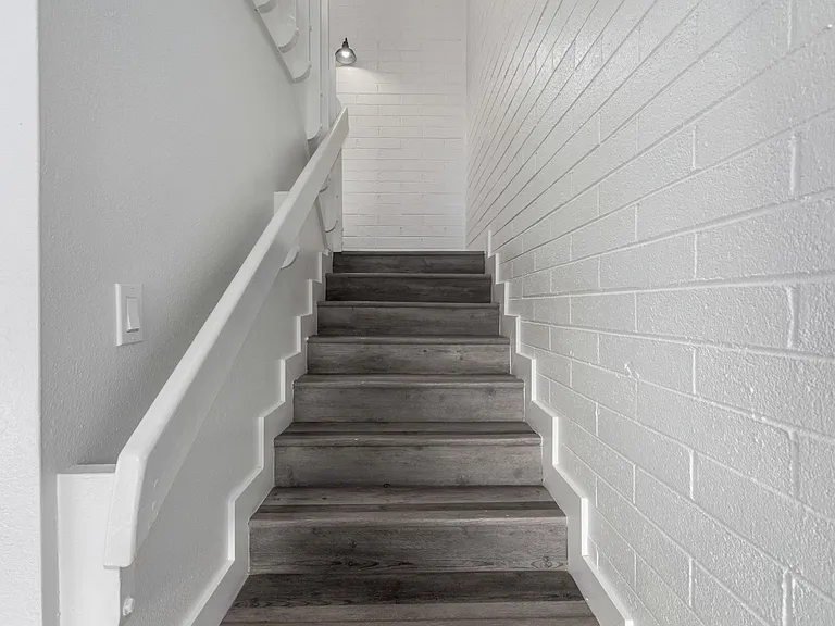 Madison Flats — Photo 10