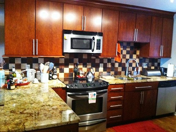 4th image of 4618 Holly St APT 46146