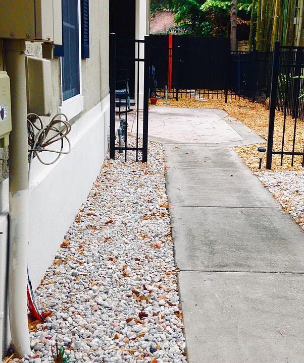 1st image of 1041 Aragon Ave