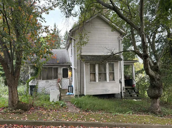 117 Brighton St, Beaver Falls, PA 15010