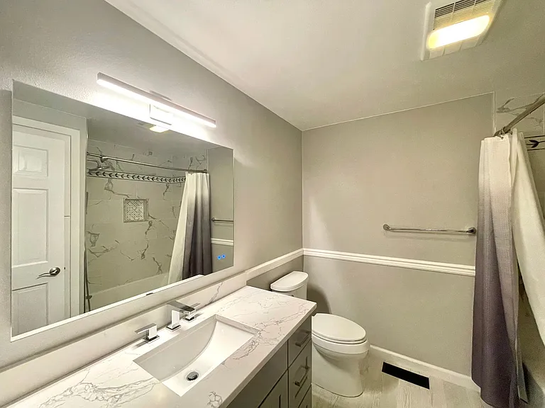 8611 NE 26th Pl — Photo 27