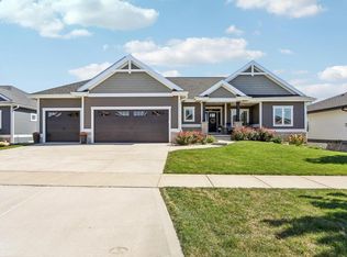 812 Steven Vw, Waunakee, WI 53597