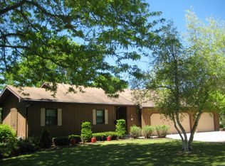 544 Clark St, Cascade, WI 53011