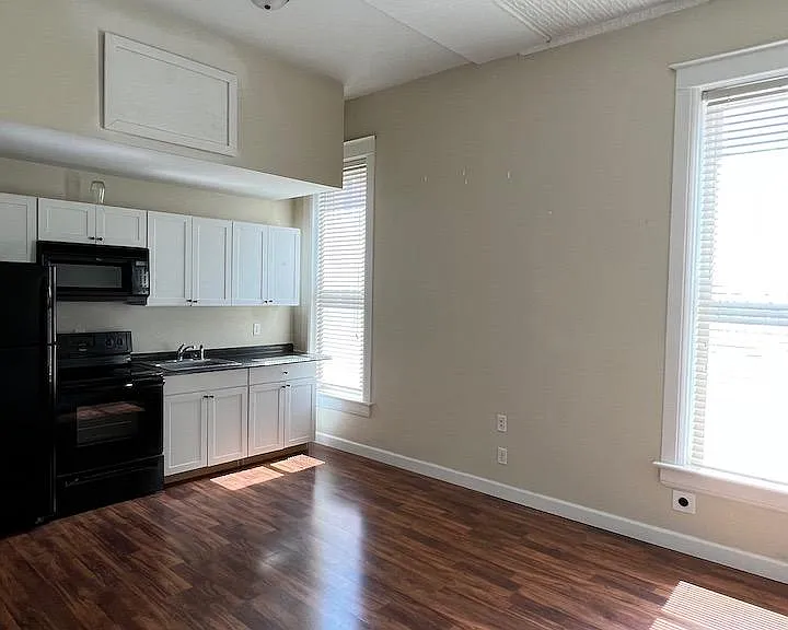 605 Bluff St #321 — Photo 2