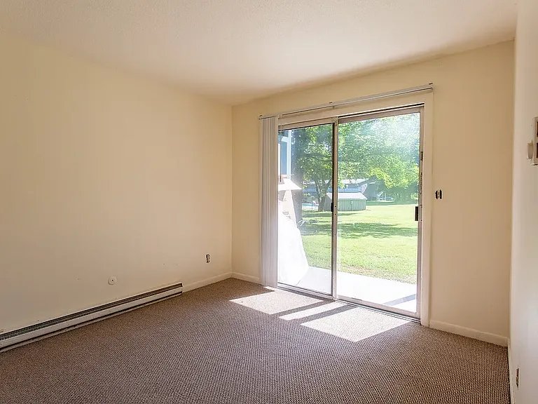 Parker Street Apartments — Photo 9