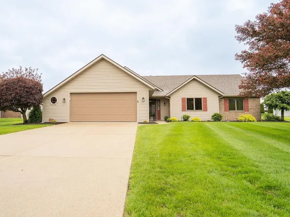 319 Greenbriar Dr, Bluffton, IN 46714