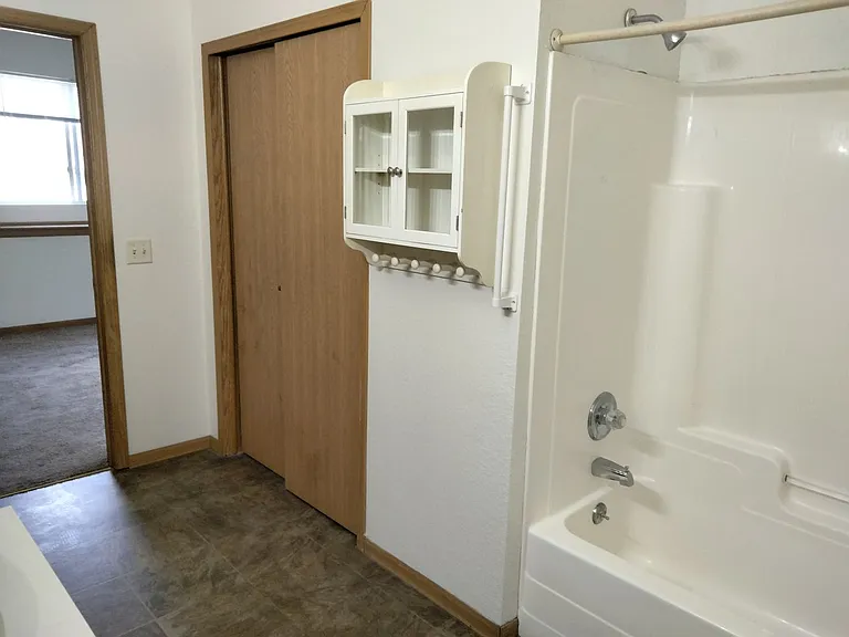 1711 2nd St SW #1 — Photo 7