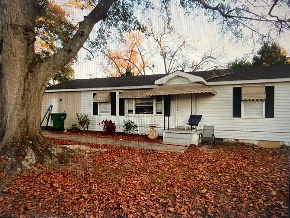 2nd image of 705 Wellborn Rd