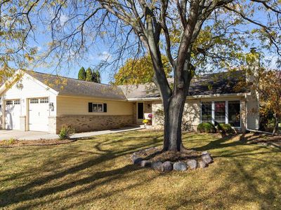 64 EASTBROOK LANE, Fond Du Lac, WI, 54935