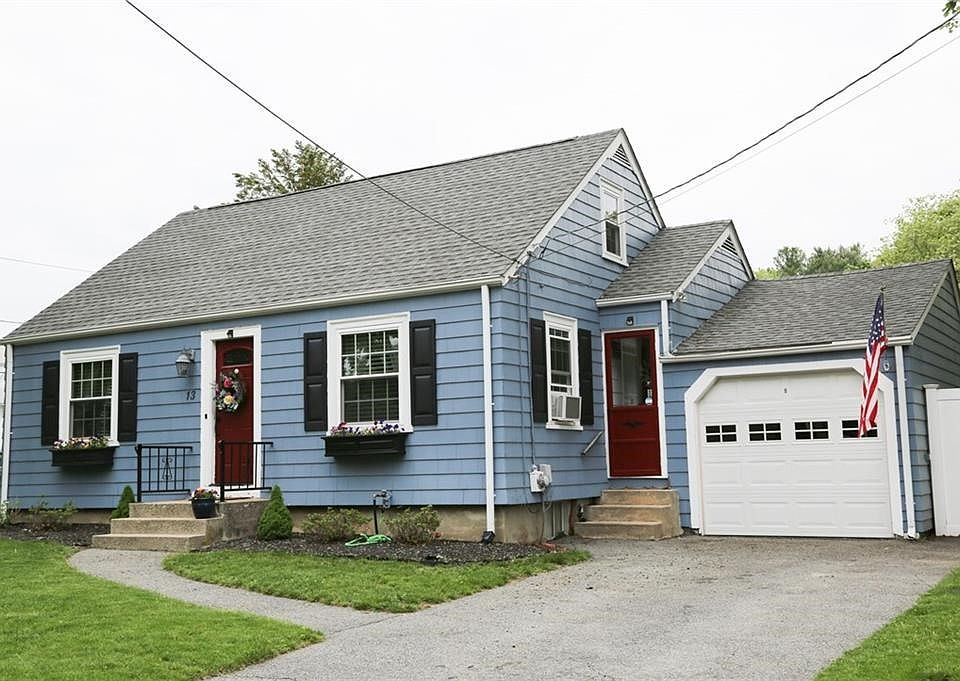 2nd image of 13 Herbert St