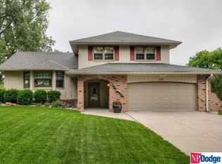 10641 Boyd St, Omaha, NE 68134