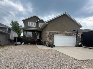 195 5th Ave, Esterhazy, SK S0A0X0