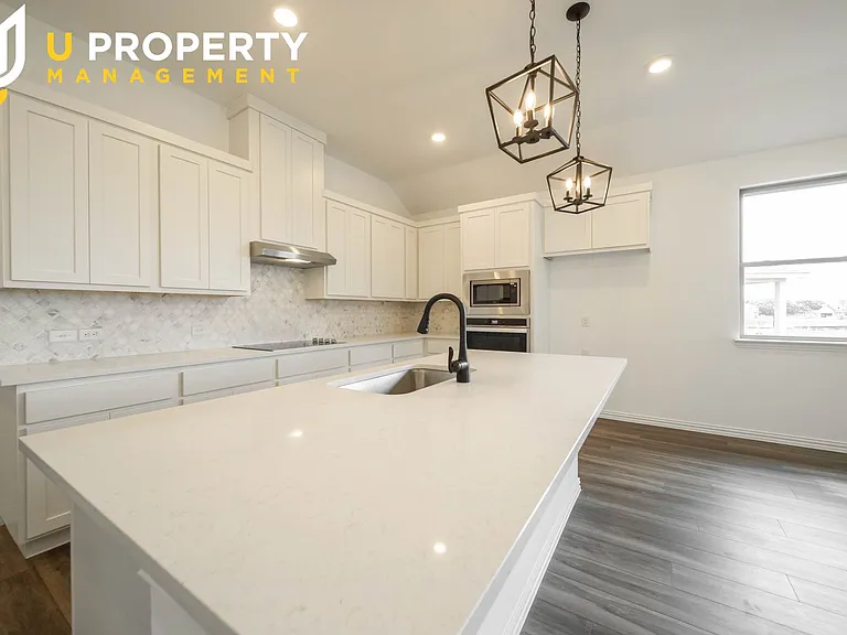 503 Virginia Way — Photo 11