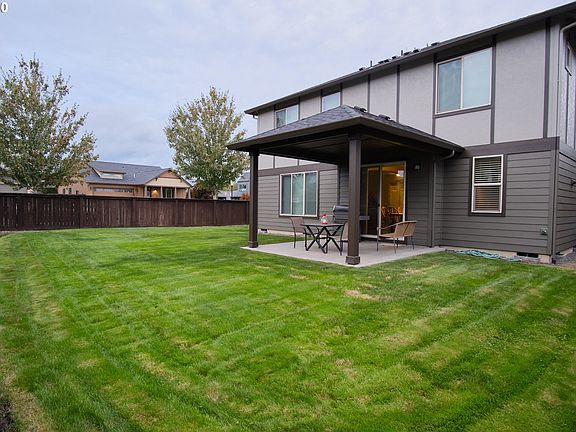2nd image of 3501 N Pioneer Canyon Dr