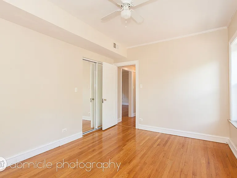 2142 W Arthur Ave #3 — Photo 11
