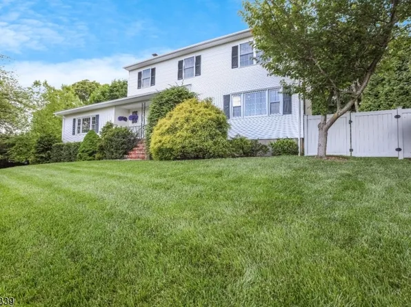 6 Spencer Ct, Wyckoff Twp., NJ 07481
