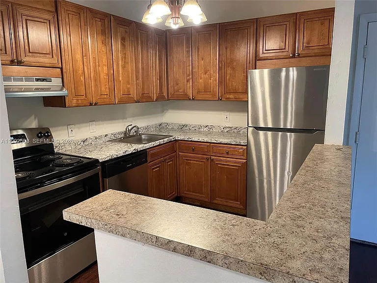 819 NE 199th St #6-205 — Photo 5